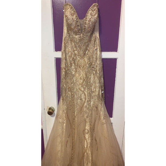 Prom gold dress - Picture 5 of 5